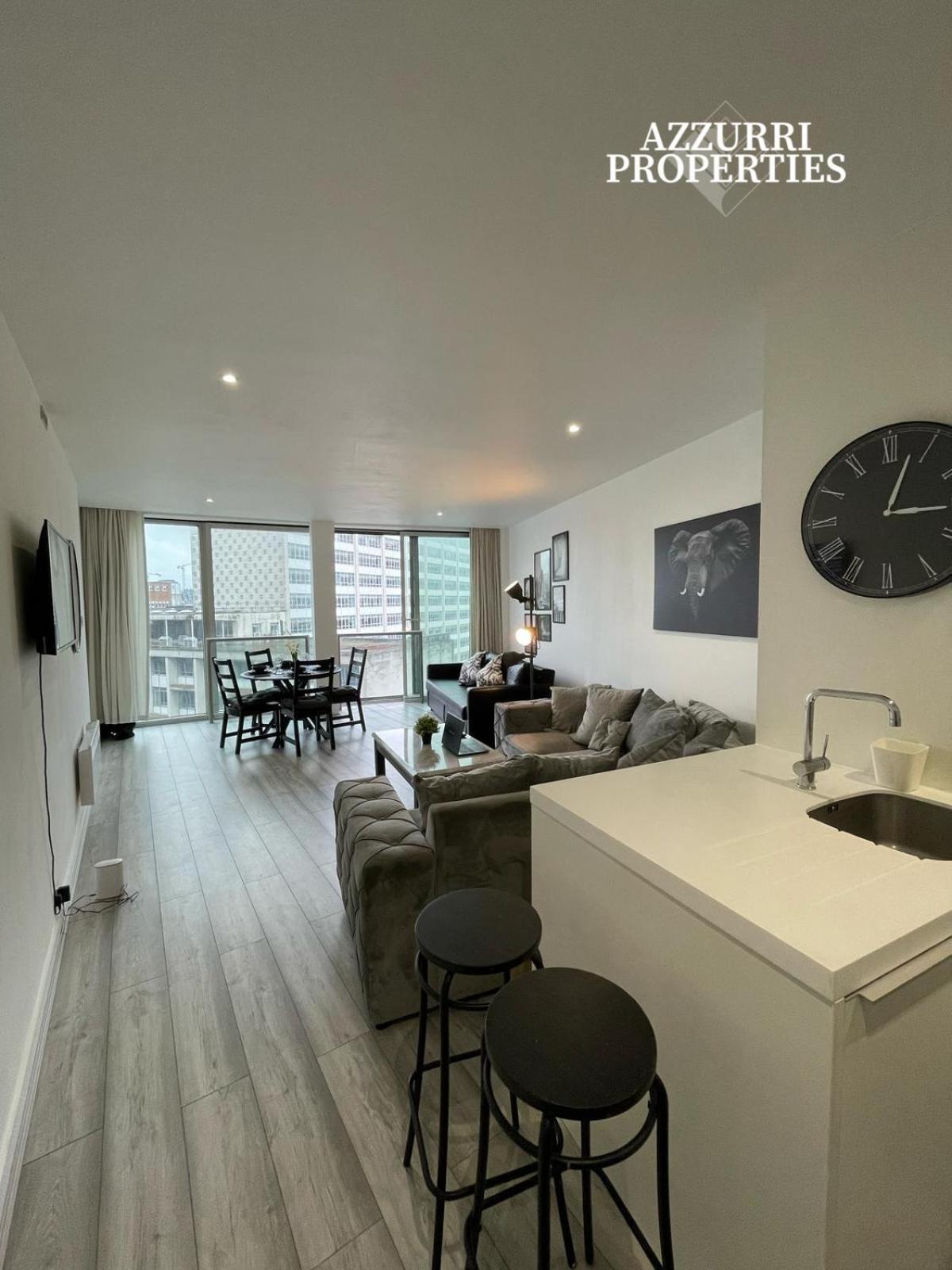 Apartment 50 Percent Off Monthly Only 4-minute Walk To Moor Street