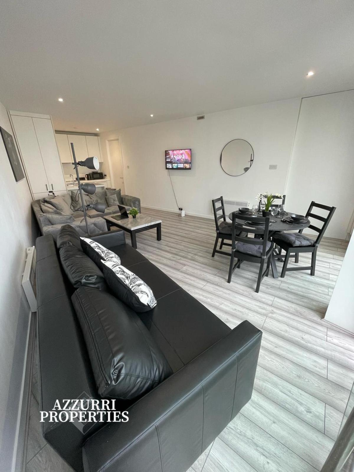 Apartment 50 Percent Off Monthly Only 4-minute Walk To Moor Street Birmingham
